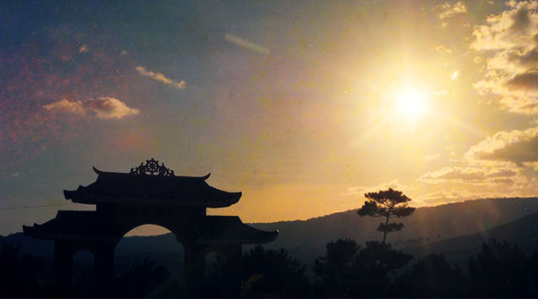 yen tu 1