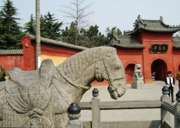 Ngôi chùa dựng xây từ giấc mơ của Hán Minh Đế