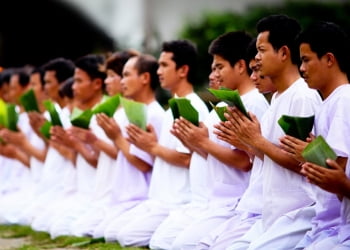 Tại gia vẫn tu tập tốt