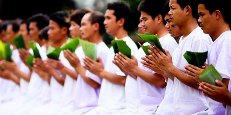 Tại gia vẫn tu tập tốt