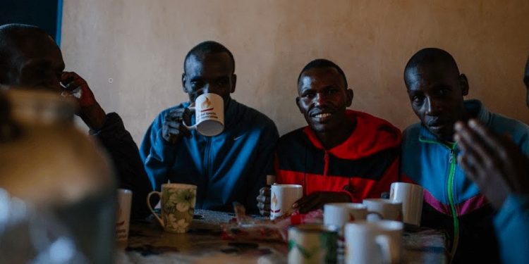 Bất Ngờ Với Chế Độ Ăn Của Các Vận Động Viên Điền Kinh Kenya — Thánh Địa Môn Điền Kinh