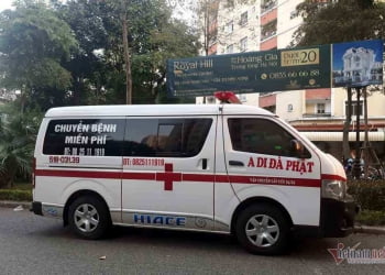 Bán đất mua xe cứu thương chở miễn phí, người ta từng nói tôi lừa đảo