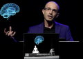 Yuval Noah Harari nói về lợi ích của Thiền Phật Giáo đối với khoa học và trí tuệ não bộ